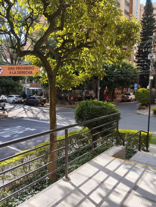 Local en arriendo en Laureles, Medellín, 36 m² · foto 5 de 14
