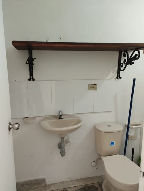 Local en arriendo en Laureles, Medellín, 36 m² · foto 10 de 14