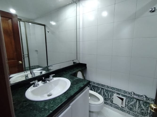 Apartamento en venta en Santa Barbara Central, Bogotá · foto 13 de 24