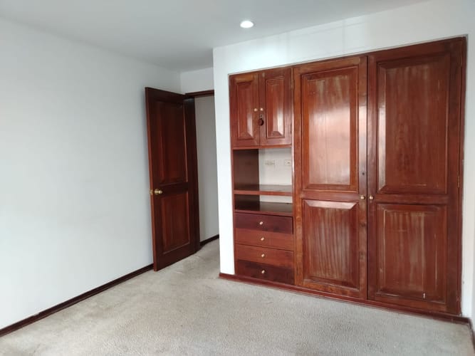 Apartamento en venta en Santa Barbara Central, Bogotá · foto 14 de 24
