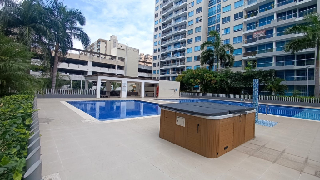 Apartamento en arriendo en Miramar, Barranquilla · foto 2 de 20