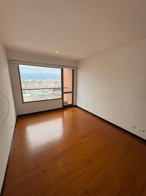 Apartamento de 3 alcobas en venta en Ciudad Jardin Norte, Bogotá, 122 m² · foto 10 de 24