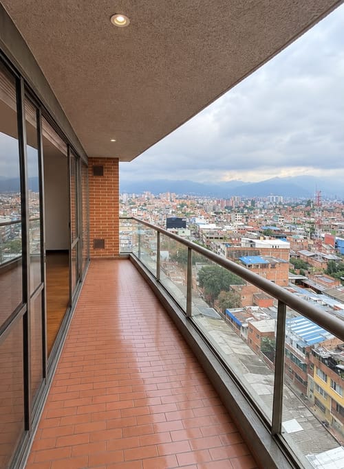 Apartamento de 3 alcobas en venta en Ciudad Jardin Norte, Bogotá, 122 m² · foto 20 de 24