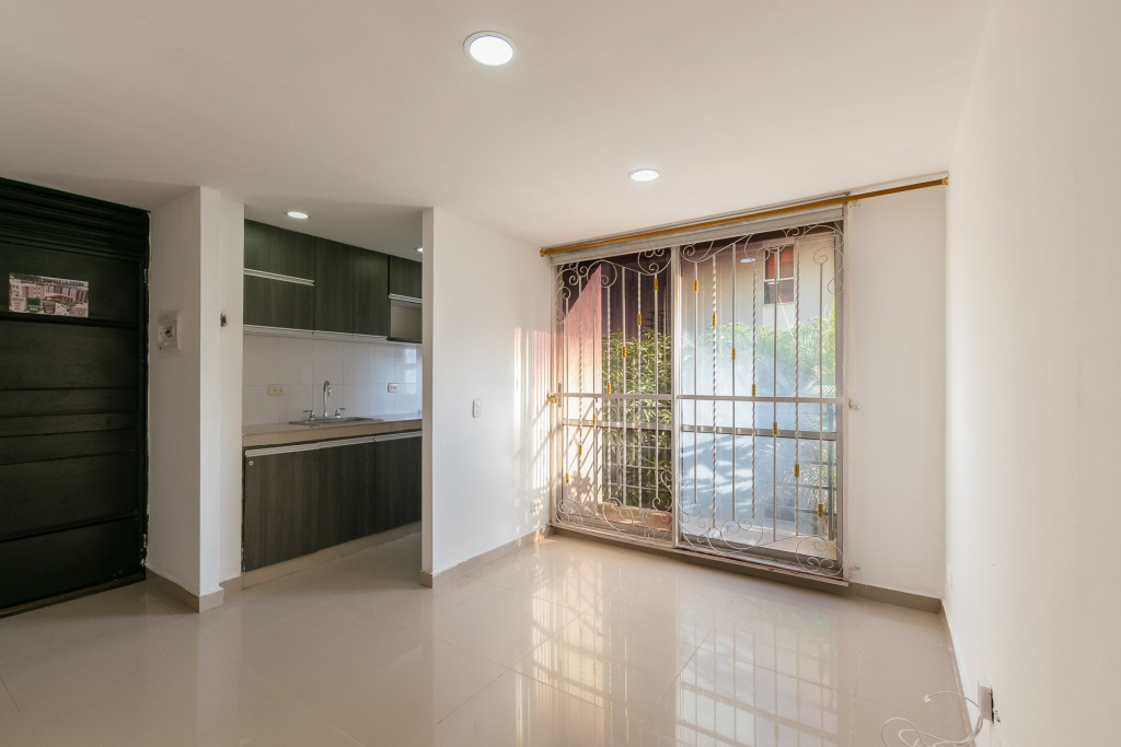 Apartamento en venta en Urbanizacion Parques De Bolivar Iii, Santa Marta · foto 4 de 24