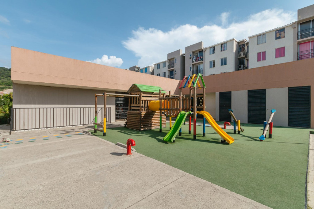 Apartamento en venta en Urbanizacion Parques De Bolivar Iii, Santa Marta · foto 23 de 24