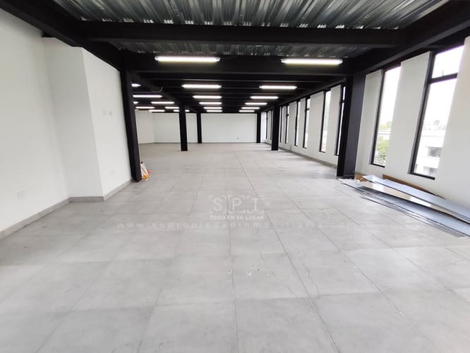 Bodega en arriendo en Laureles, Medellín, 200 m² · foto 12 de 12