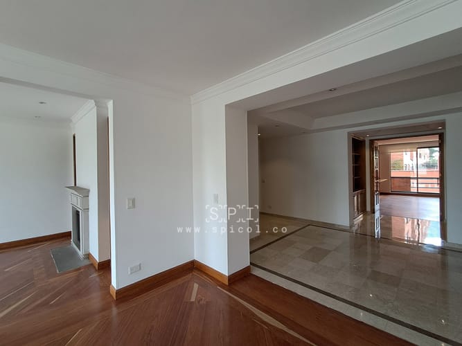 Apartamento de 3 alcobas en arriendo en Santa Ana Oriental, Bogotá, 220 m² · foto 7 de 24