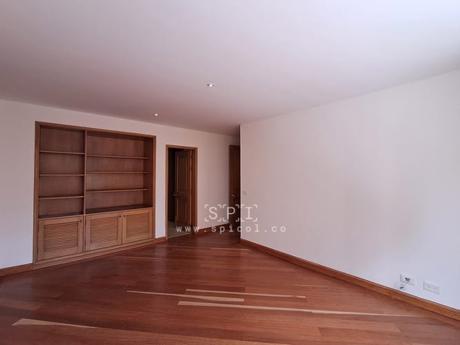 Apartamento de 3 alcobas en arriendo en Santa Ana Oriental, Bogotá, 220 m² · foto 18 de 24