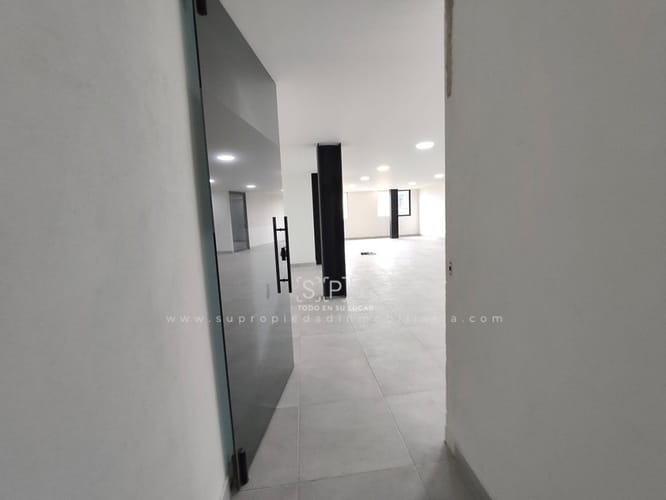 Oficina en arriendo en Laureles, Medellín, 200 m² · foto 2 de 17