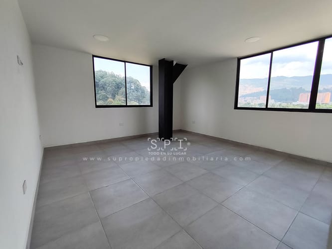 Oficina en arriendo en Laureles, Medellín, 200 m² · foto 6 de 17