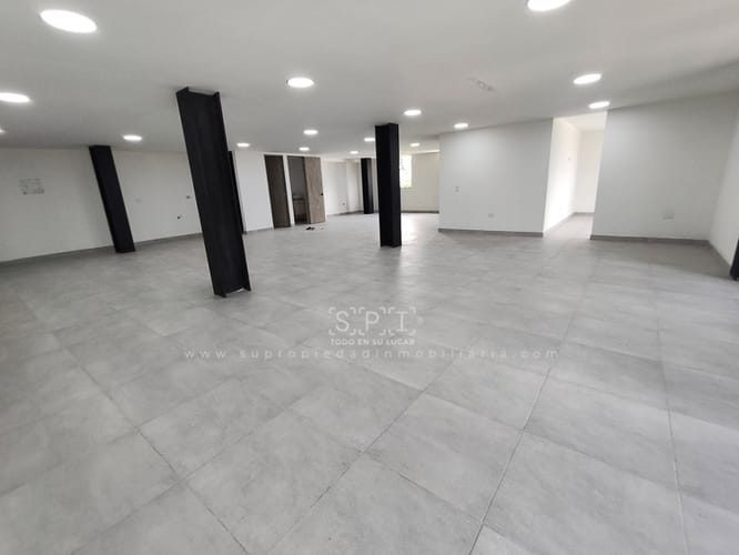 Oficina en arriendo en Laureles, Medellín, 200 m² · foto 11 de 17