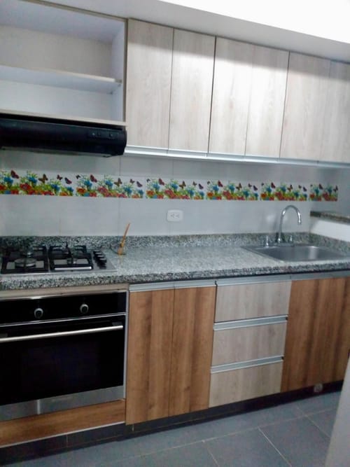 Apartamento de 3 alcobas en venta en Colina Campestre, Bogotá, 76 m² · foto 2 de 12