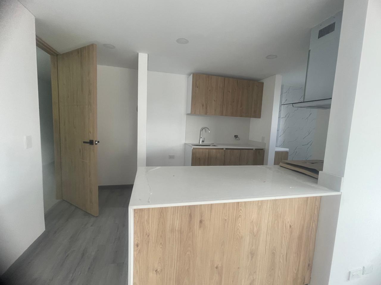 Apartamento en venta en Quinta Paredes, Bogotá · foto 3 de 12