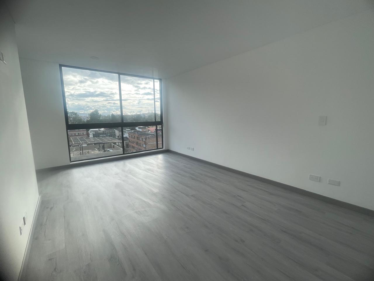 Apartamento en venta en Quinta Paredes, Bogotá · foto 6 de 12