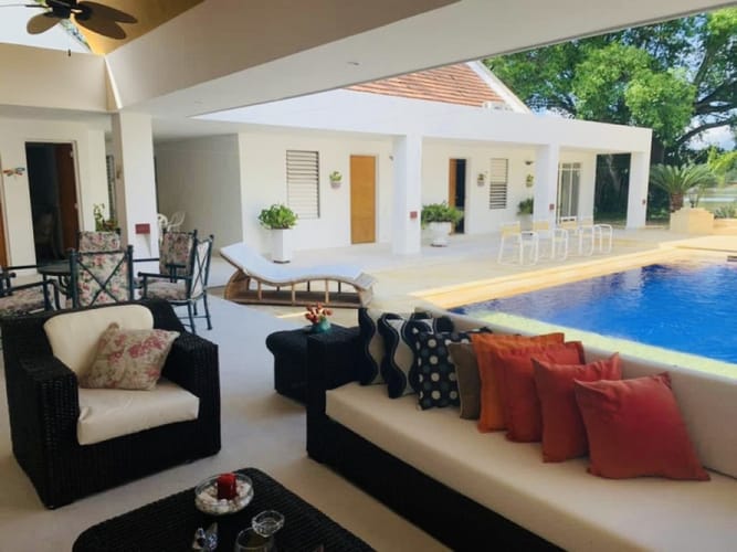 Casa de 4 alcobas en venta en Girardot, Girardot, 361 m² · foto 4 de 18