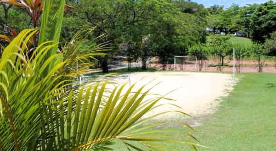 Casa de 4 alcobas en venta en Girardot, Girardot, 361 m² · foto 15 de 18