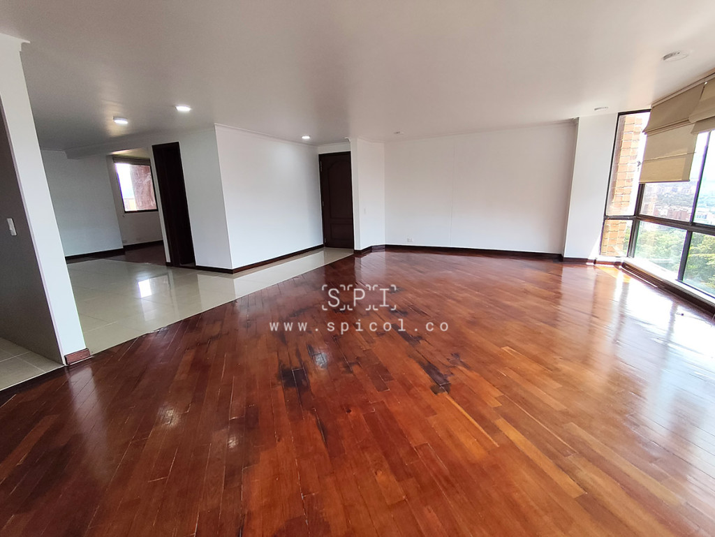 Apartamento en arriendo en El Campestre, Medellín · foto 3 de 24
