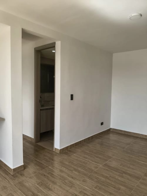 Apartamento de 2 alcobas en arriendo en Cuatro Esquinas, Rionegro, 50 m² · foto 3 de 10