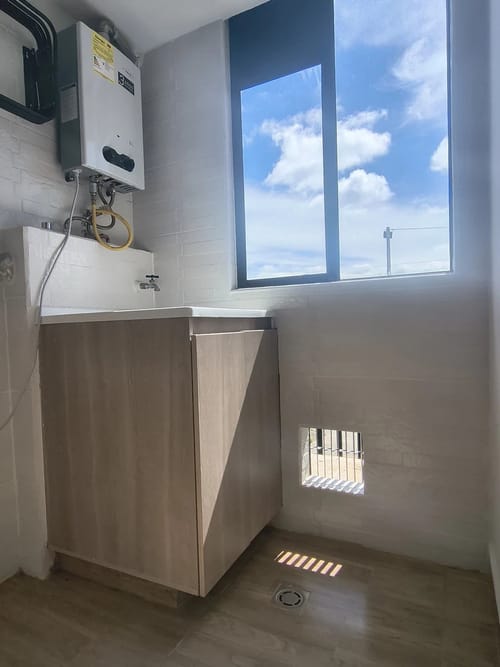 Apartamento de 2 alcobas en arriendo en Cuatro Esquinas, Rionegro, 50 m² · foto 8 de 10