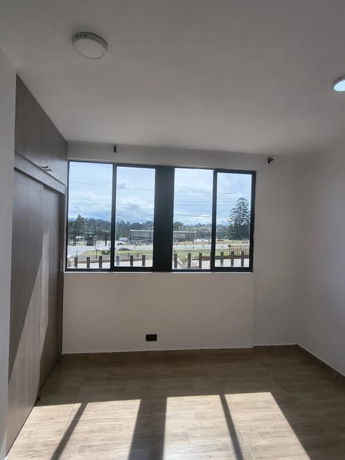 Apartamento de 2 alcobas en arriendo en Cuatro Esquinas, Rionegro, 50 m² · foto 9 de 10