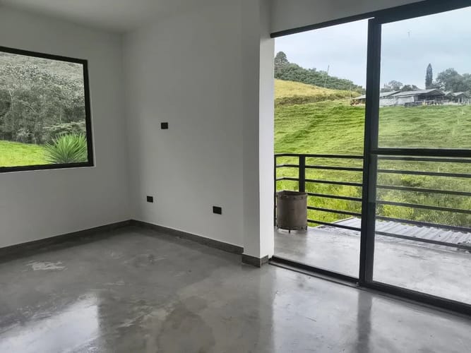 Finca en arriendo en El Portento, Rionegro, 135 m² · foto 4 de 10