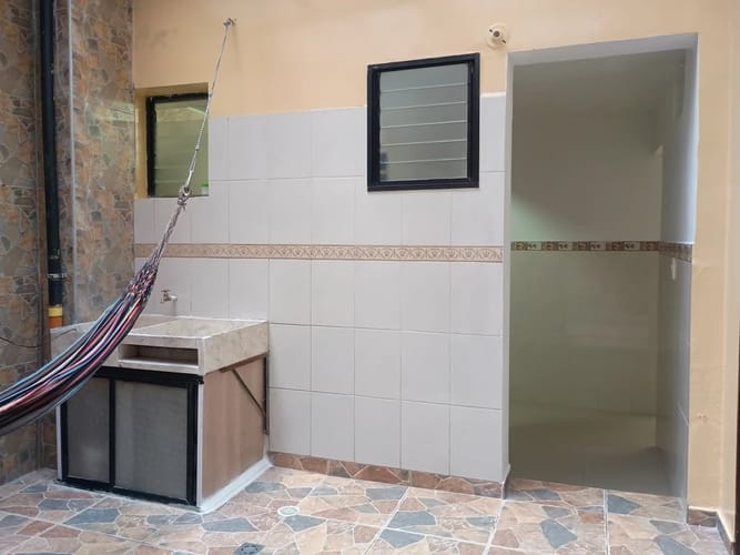 Apartamento de 4 alcobas en arriendo en La Pinuela, Medellín, 70 m² · foto 6 de 10
