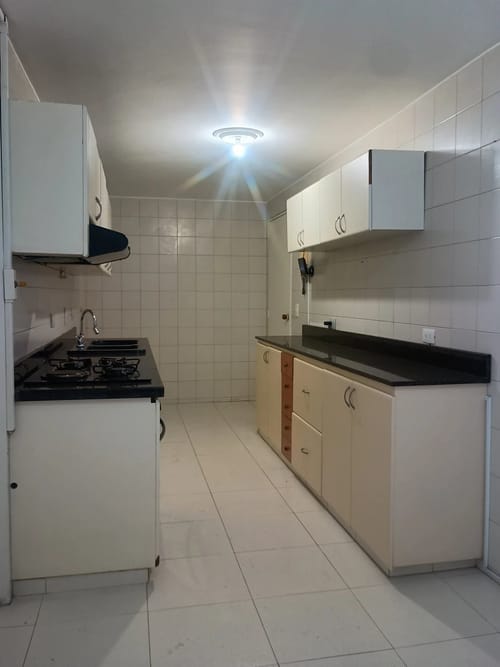 Apartamento de 5 alcobas en arriendo en Belén, Medellín, 176 m² · foto 8 de 10