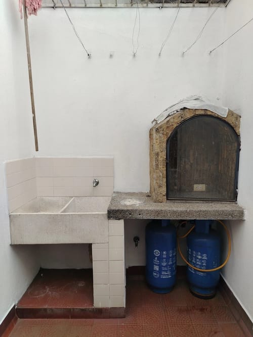 Apartamento de 4 alcobas en arriendo en Belen Malibu, Medellín, 200 m² · foto 8 de 10