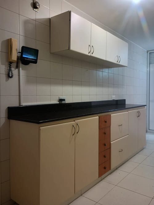 Apartamento de 5 alcobas en arriendo en Belén, Medellín, 176 m² · foto 9 de 10
