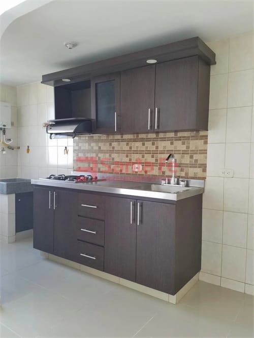 Apartamento de 3 alcobas en arriendo en Barrios De Jesus, Medellín, 42 m² · foto 3 de 10