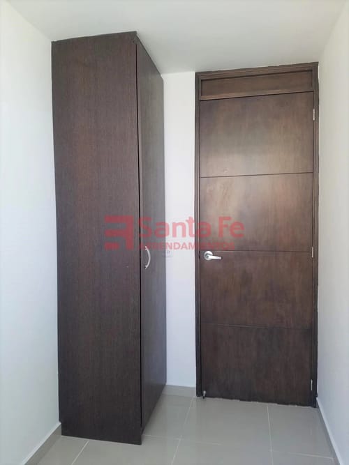 Apartamento de 3 alcobas en arriendo en Barrios De Jesus, Medellín, 42 m² · foto 6 de 10