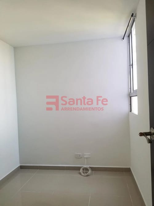Apartamento de 3 alcobas en arriendo en Barrios De Jesus, Medellín, 42 m² · foto 9 de 10