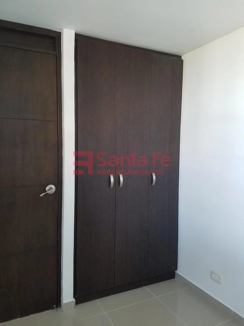 Apartamento de 3 alcobas en arriendo en Barrios De Jesus, Medellín, 42 m² · foto 10 de 10