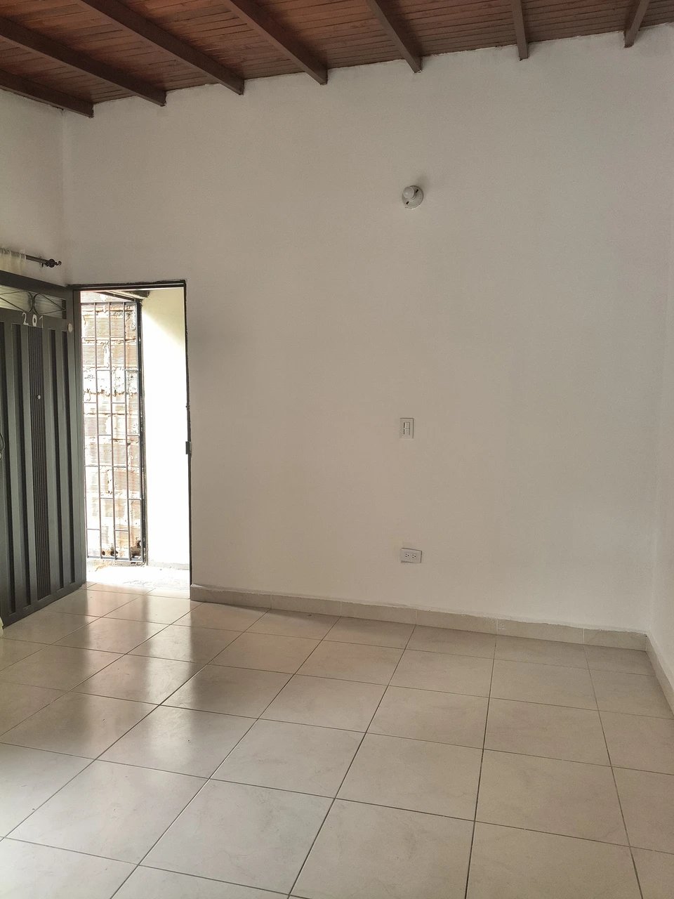 Apartamento en arriendo en El Salado, Medellín · foto 3 de 10