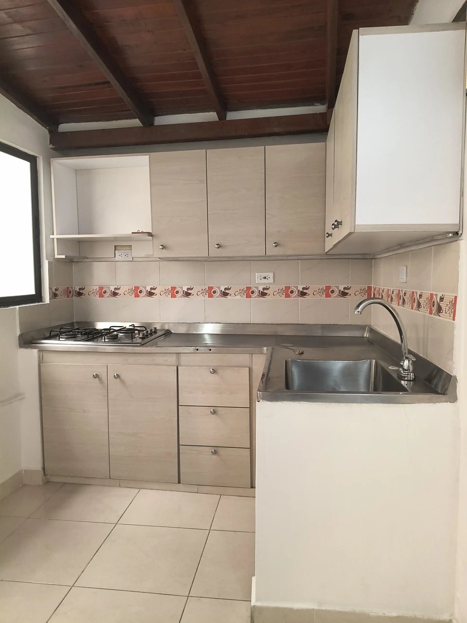 Apartamento en arriendo en El Salado, Medellín · foto 4 de 10