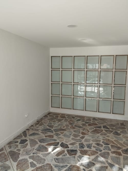 Local en arriendo en Laureles, Medellín, 21 m² · foto 7 de 7