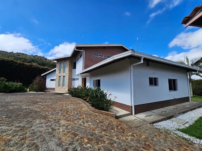 Casa de 4 alcobas en venta en El Plan, Medellín, 320 m² · foto 12 de 24