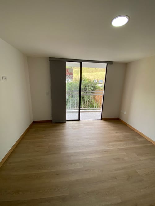 Apartamento de 2 alcobas en venta en El Retiro, 60 m² · foto 2 de 10