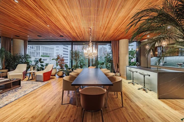 Apartamento en venta en El Poblado, Medellín · foto 2 de 8