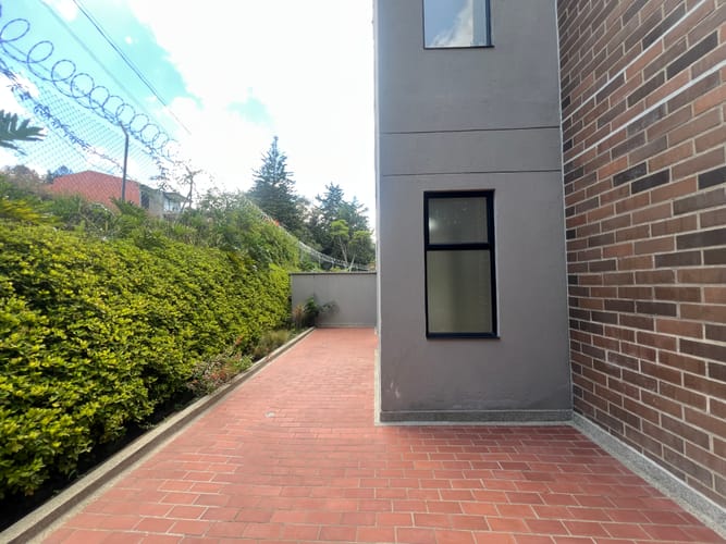 Apartamento de 3 alcobas en venta en Santa Elena, El Retiro, 267 m² · foto 4 de 14