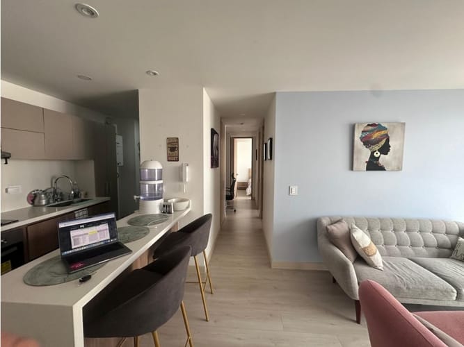 Apartamento de 3 alcobas en venta en La Igualdad, Bogotá, 68 m² · foto 2 de 18