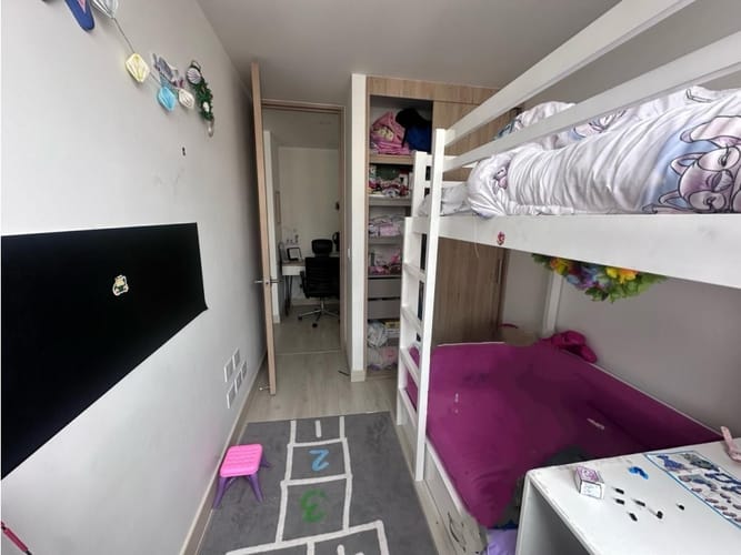 Apartamento de 3 alcobas en venta en La Igualdad, Bogotá, 68 m² · foto 4 de 18