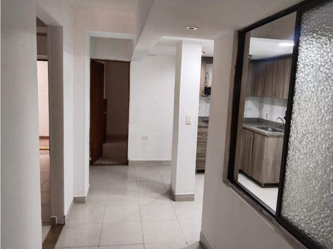 Local en arriendo en El Dorado, Envigado, 75 m² · foto 3 de 9