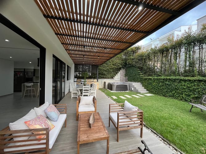 Casa de 3 alcobas en venta en El Retiro, 300 m² · foto 11 de 21