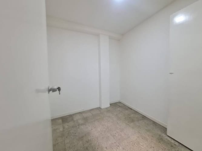 Apartamento de 5 alcobas en venta en Laureles, Medellín, 140 m² · foto 6 de 19