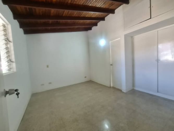 Apartamento de 5 alcobas en venta en Laureles, Medellín, 140 m² · foto 9 de 19