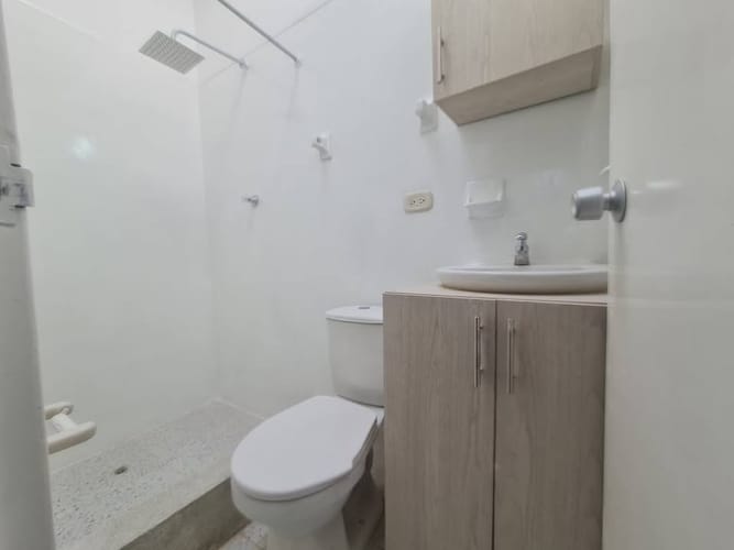 Apartamento de 5 alcobas en venta en Laureles, Medellín, 140 m² · foto 13 de 19