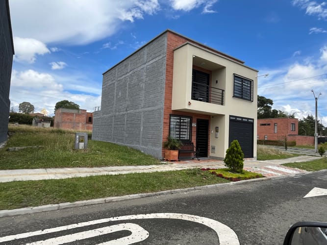 Lote en venta en El Carmen De Viboral, El Carmen de Viboral, 74 m² · foto 11 de 13