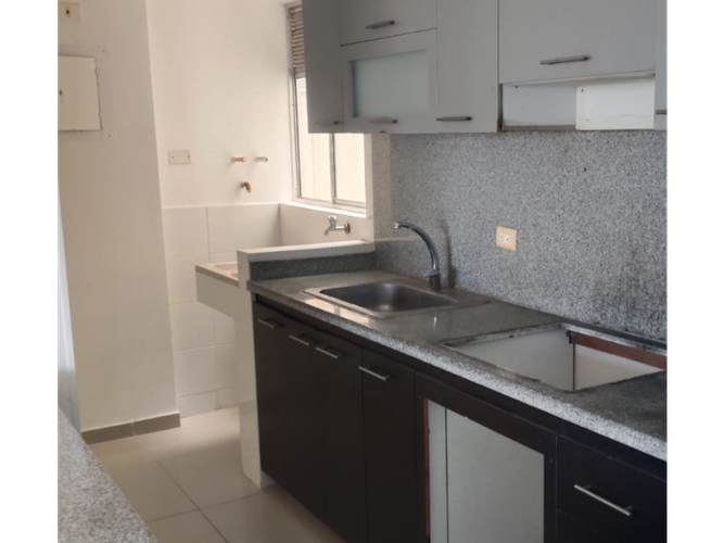 Apartamento de 3 alcobas en venta en Cr. Reservas De La Colina, Barranquilla, 74 m² · foto 9 de 14