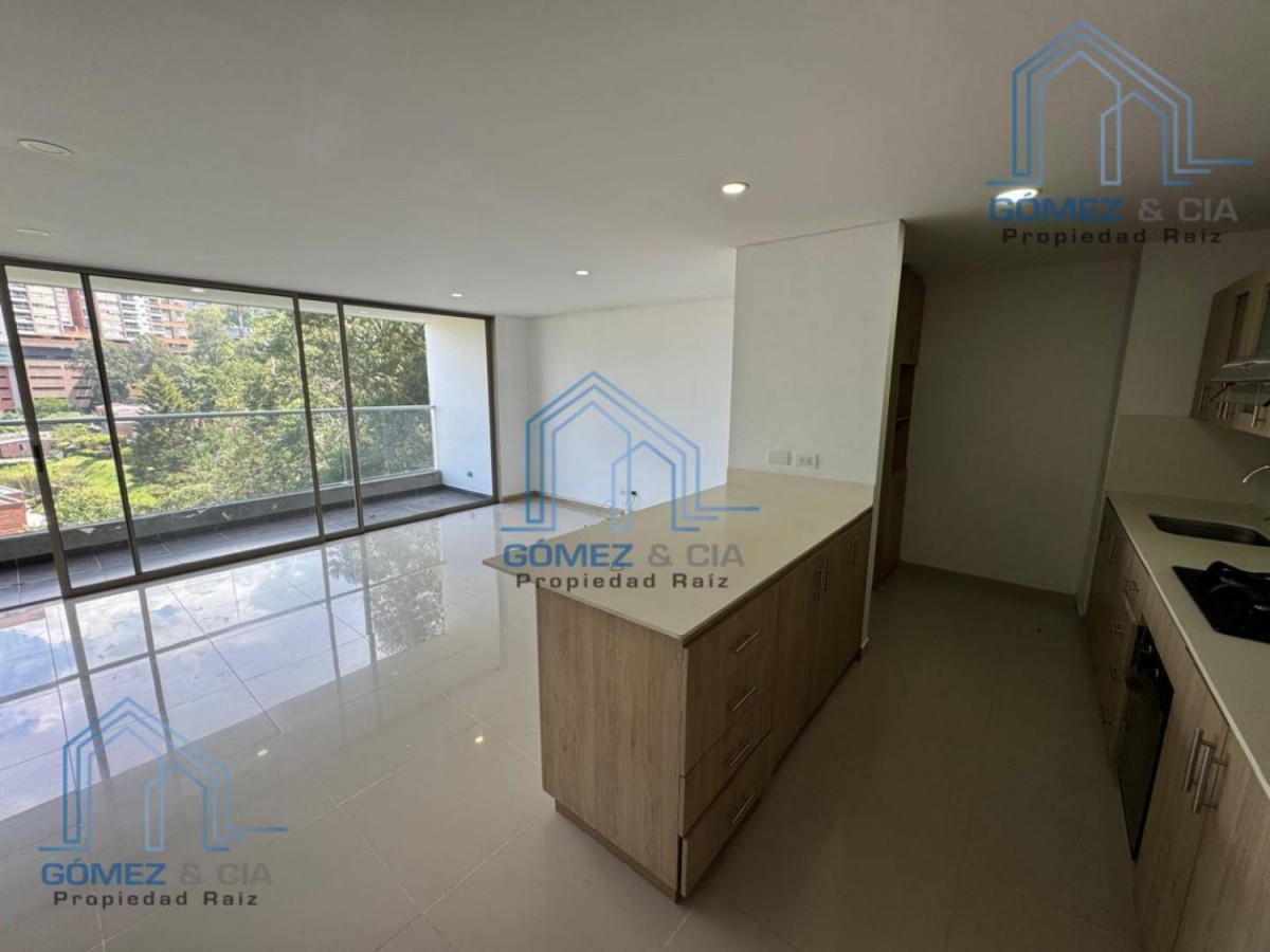 Apartamento en venta en Loma Del Esmeraldal, Envigado · foto 2 de 23